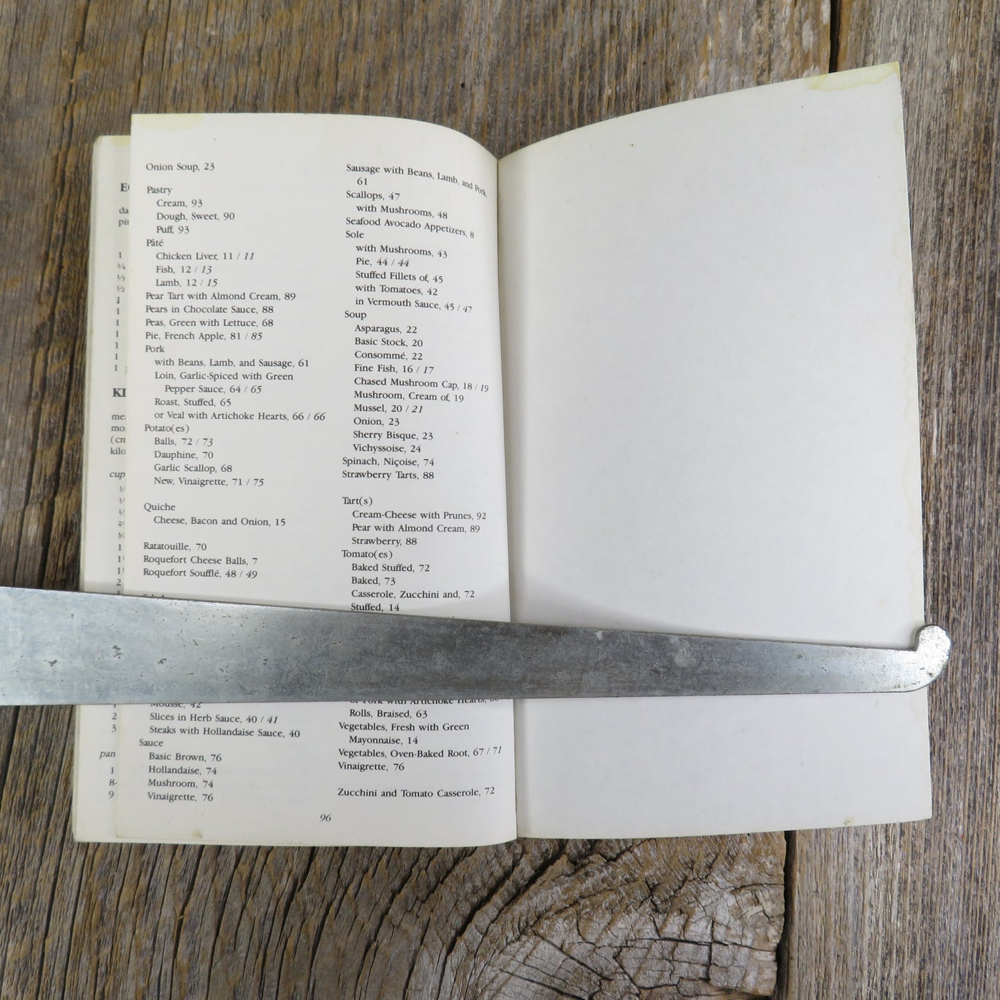 Vintage Cookbook - French Cooking - Golden Apple, Ottenheimer, and Allen Publishers 1986 - Small Paperback