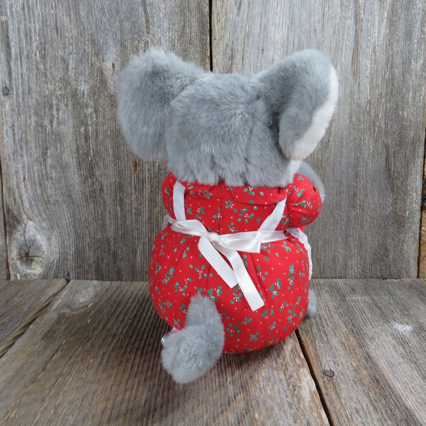 Vintage Christmas Mouse Plush Soft Dreams Puffy Cloth Body Apron Stocking Stuffed Animal