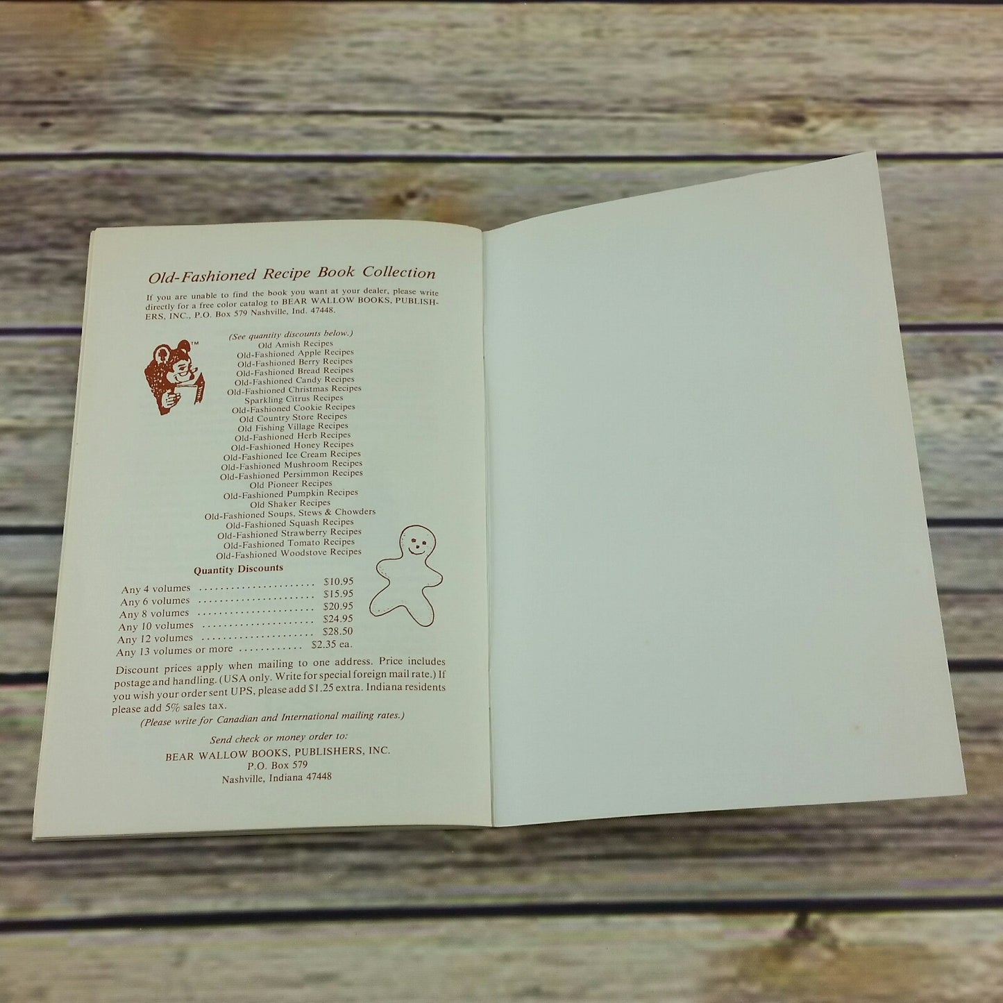 Vintage Cookbook Old Fashioned Cookie Recipes Bear Wallow Books 1987 Paperback Booklet - At Grandma's Table