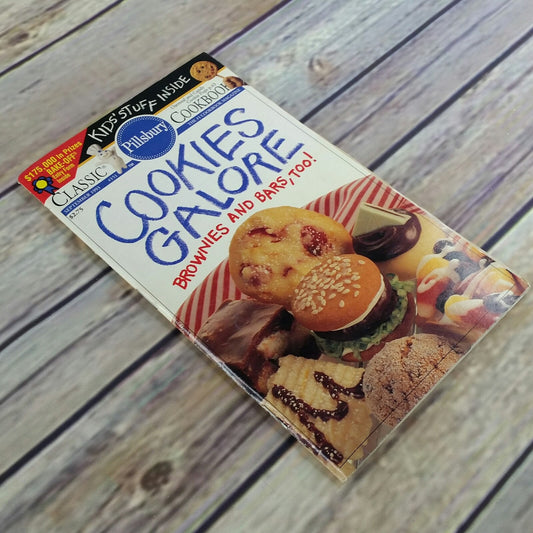 Vintage Cookbook Pillsbury Cookies Galore Brownies and Bars Recipes 1994 Paperback Booklet
