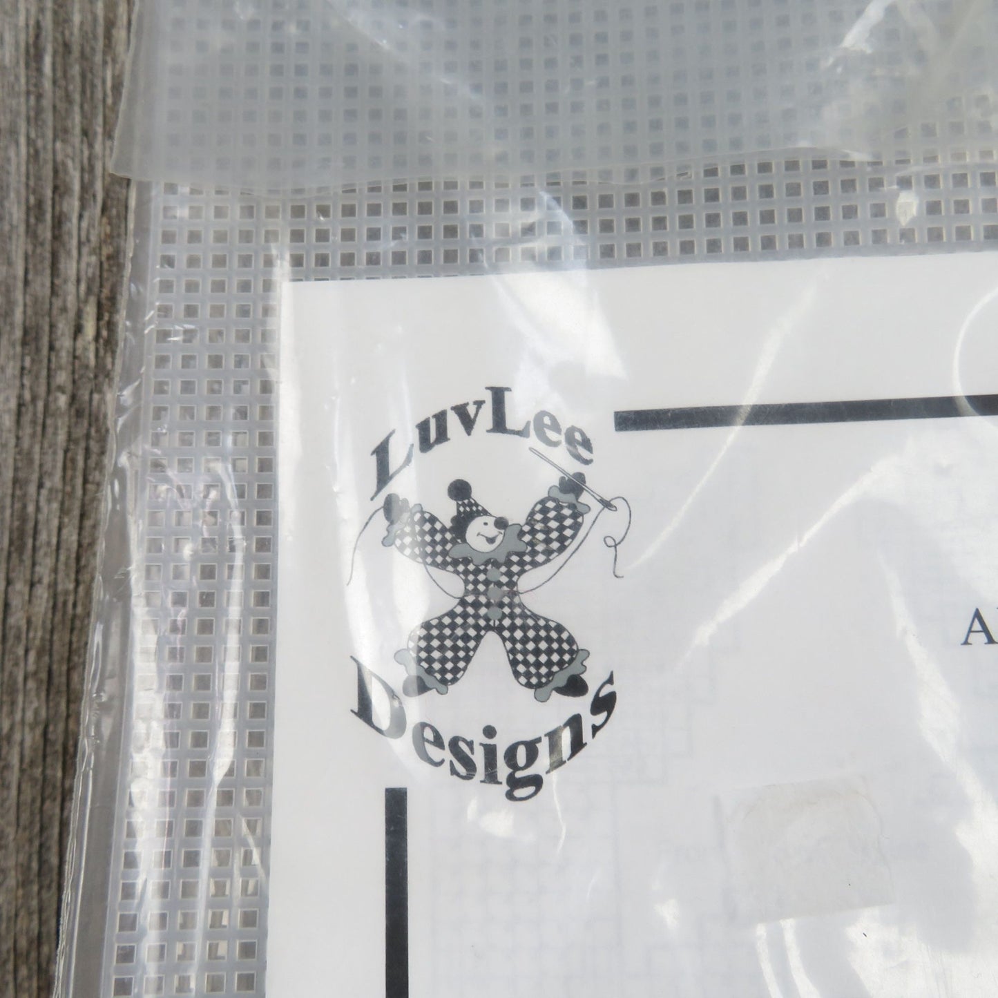 Apple Coasters and Sunbonnet Holder Plastic Canvas Kit LuvLee Designs Needlepoint Kit