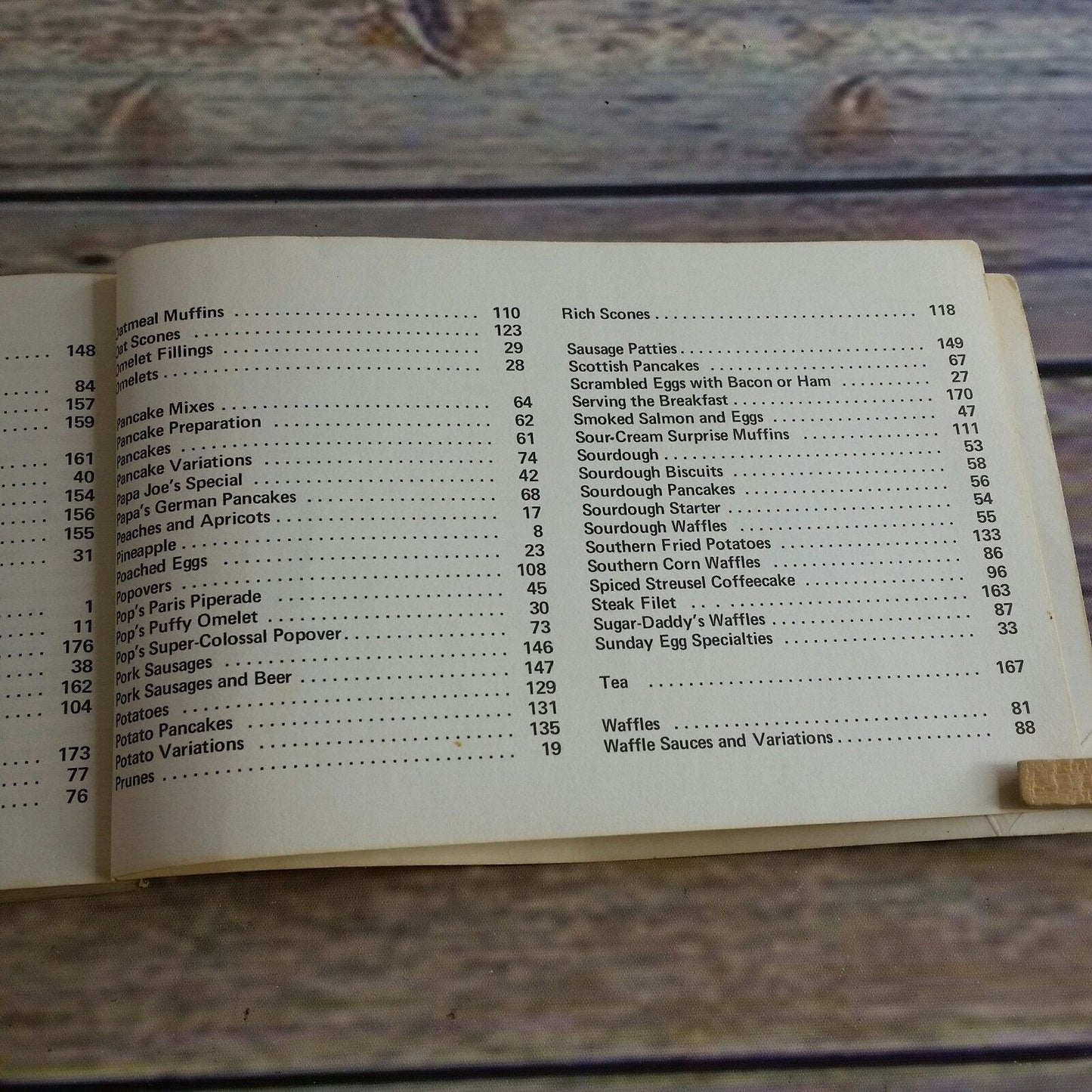 Vintage Cookbook Sunday Breakfast Cook Book for Men 1971 Recipes Paperback Craig Michaels Nitty Gritty Publications - At Grandma's Table