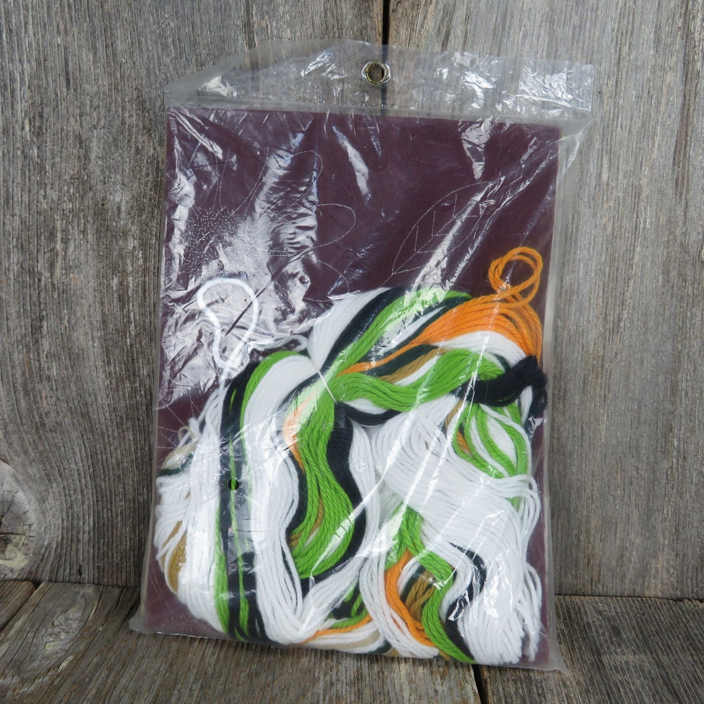 Daisy Crewel Pillow Kit Creative Stitchery Flower Homespun Vogart Crafts 2147