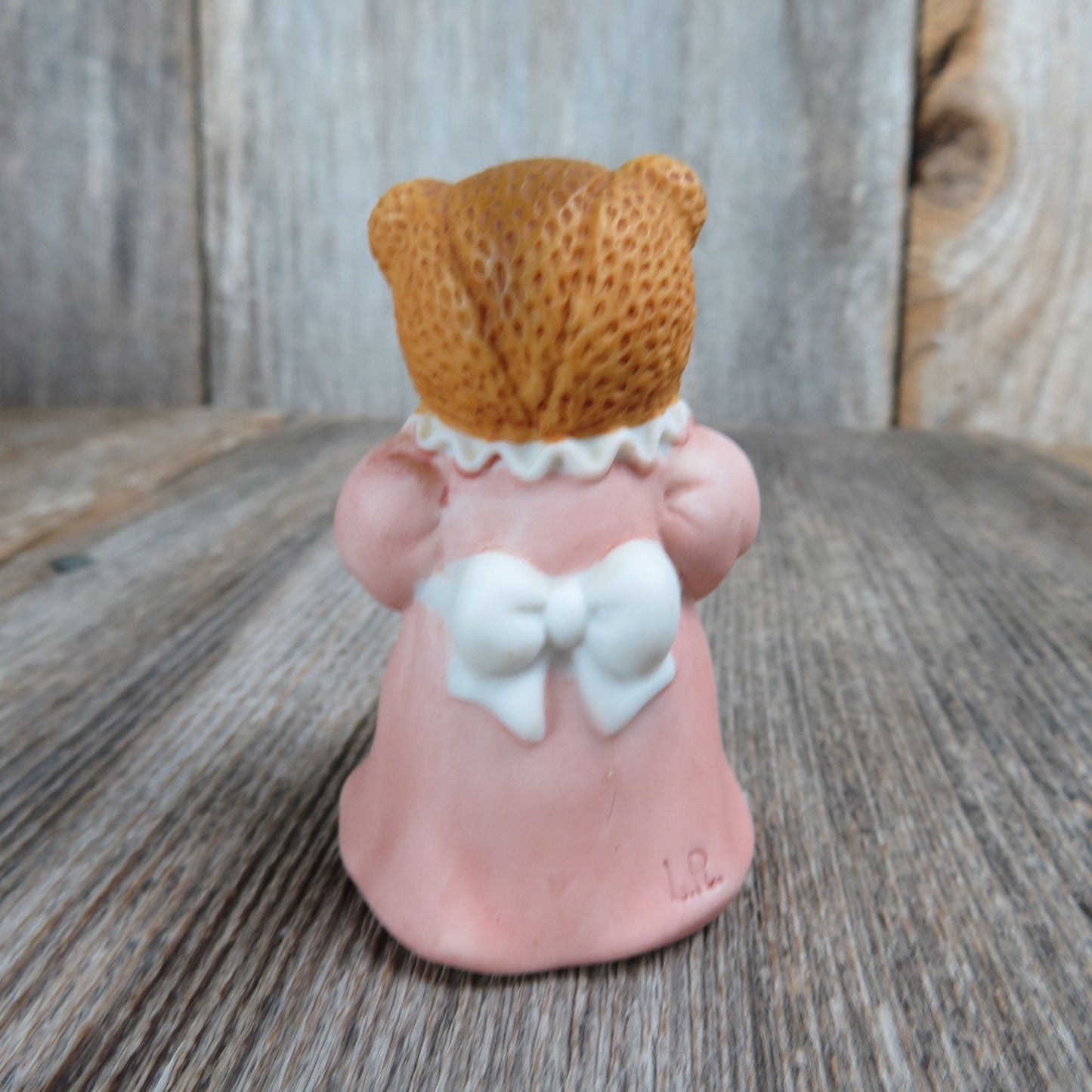 Bear Bride Figurine Bridal Shower Cake Topper Ceramic Bisque Lucy Rigg Enesco 1986 Maid's Gift