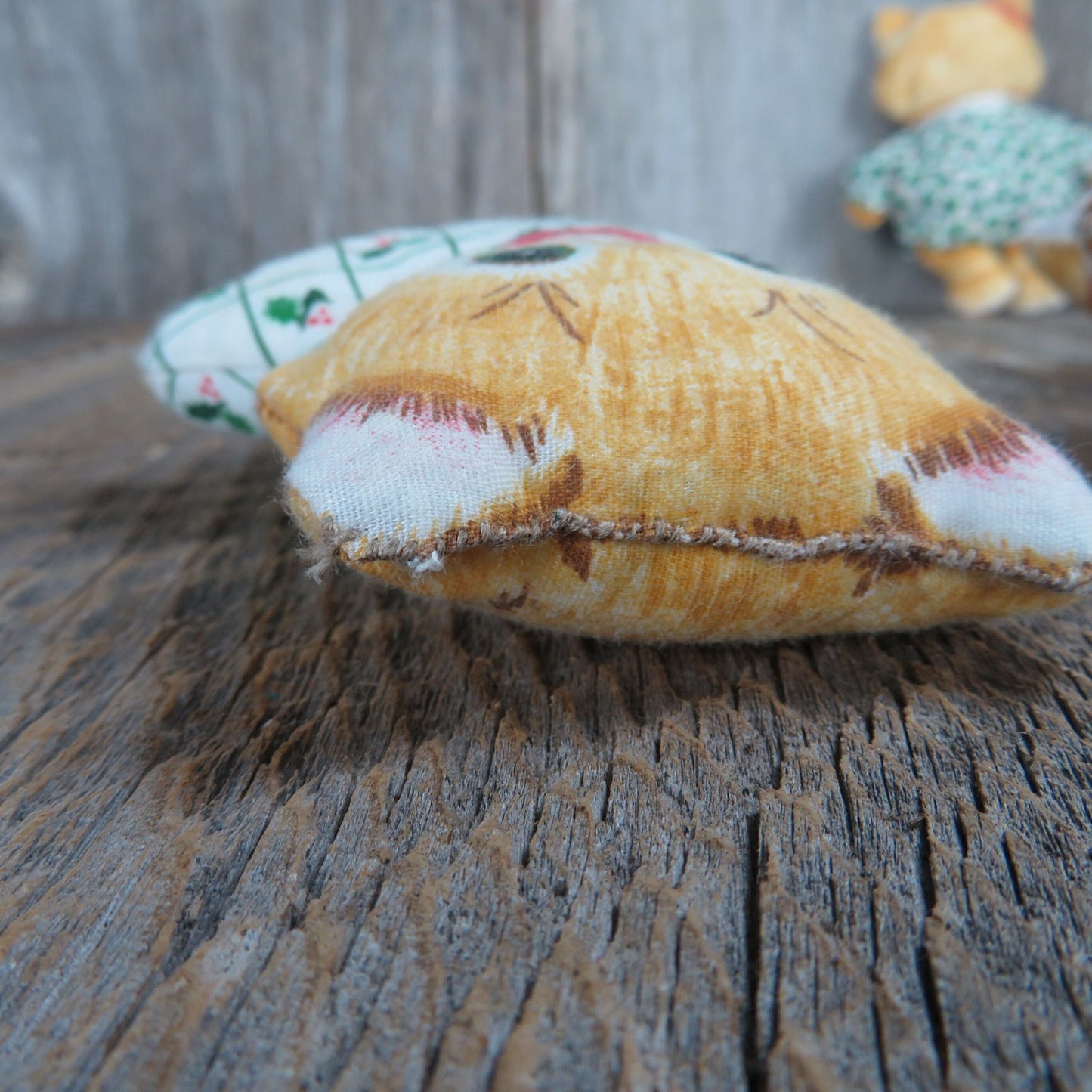 Three Little Kittens Pillow Dolls Cut and Sew Christmas Cats in Pajamas Fabric Stuffed Animal Set