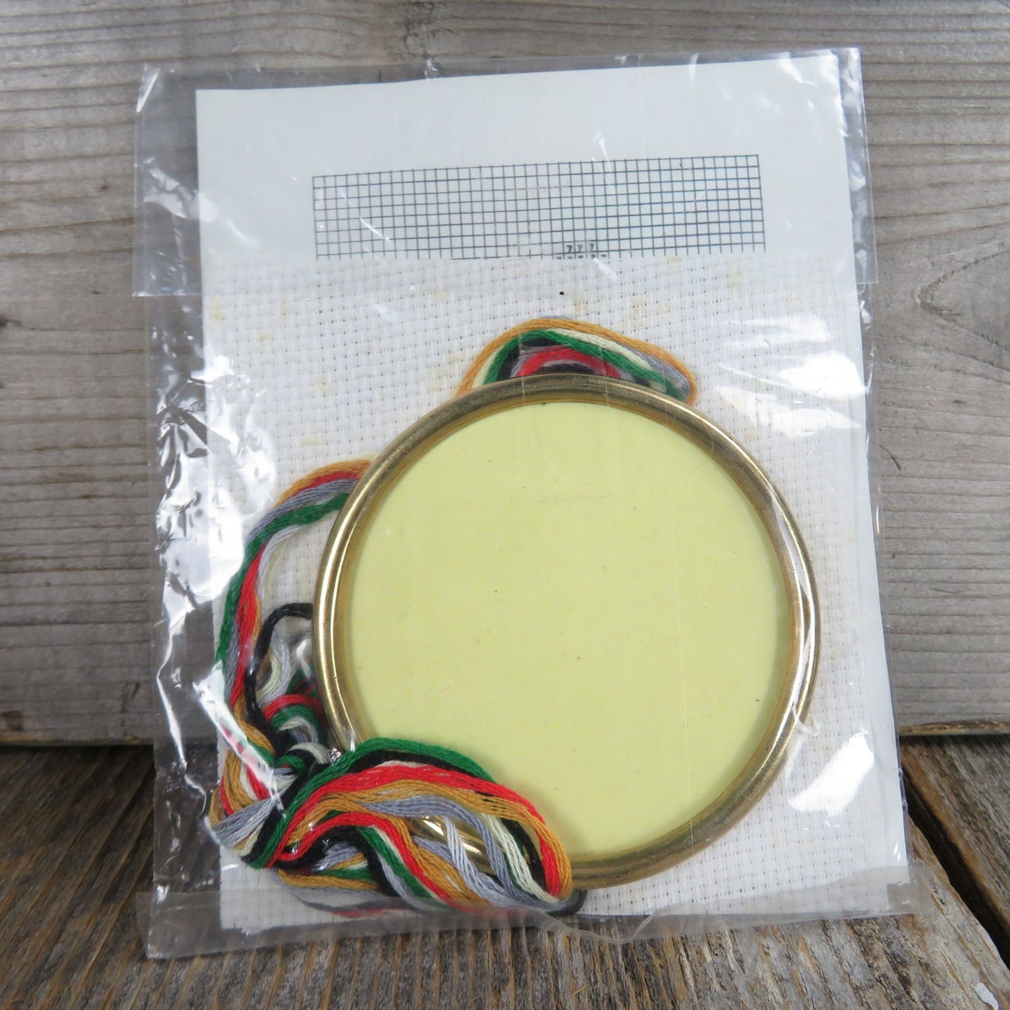 Santa's Workbench Cross Stitch Ornament Kit Christmas Bells Frame 1988 Taiwan