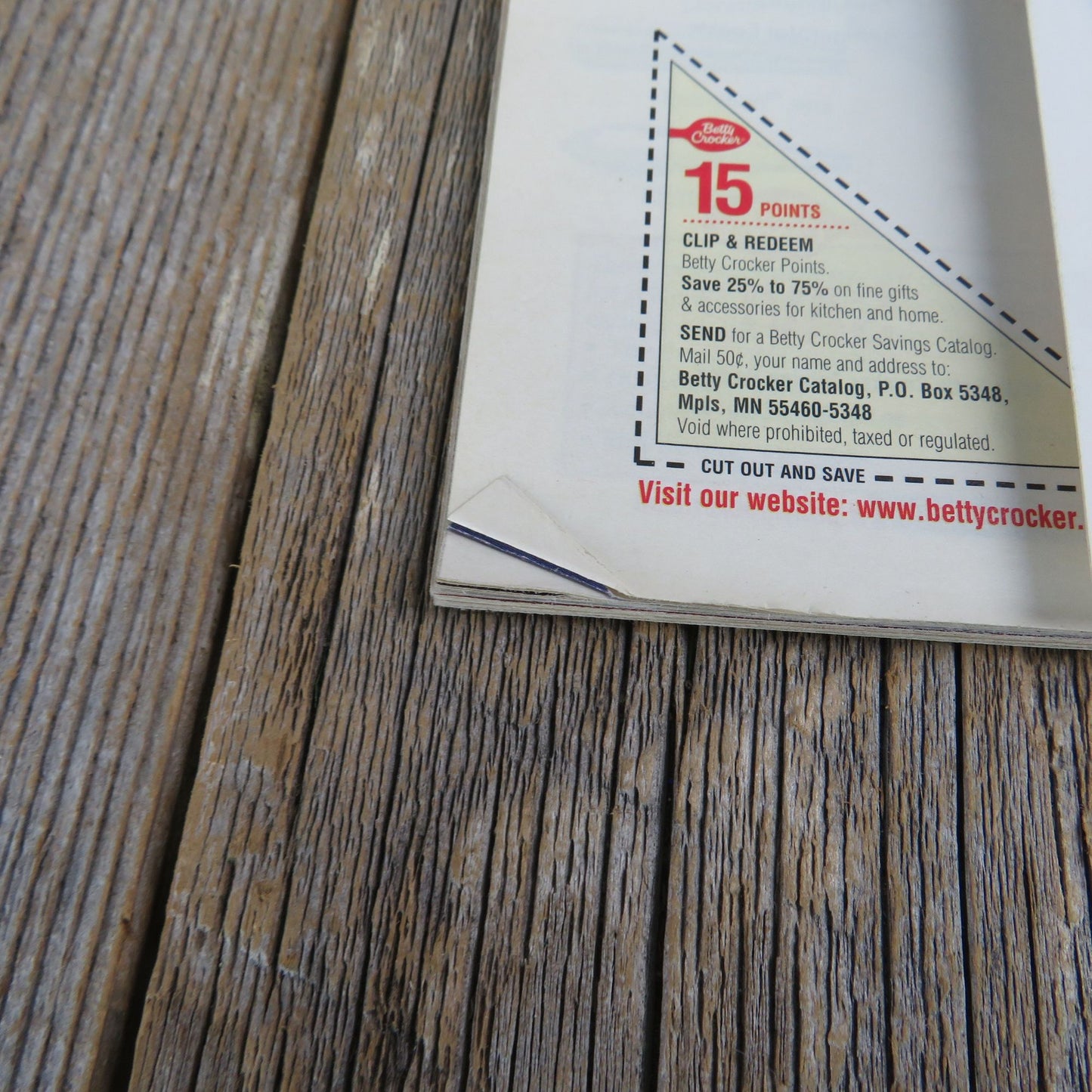 Holiday Cookies and Candy Cookbook Gold Medal Flour Pamphlet Grocery Store Booklet 2001 Dessert