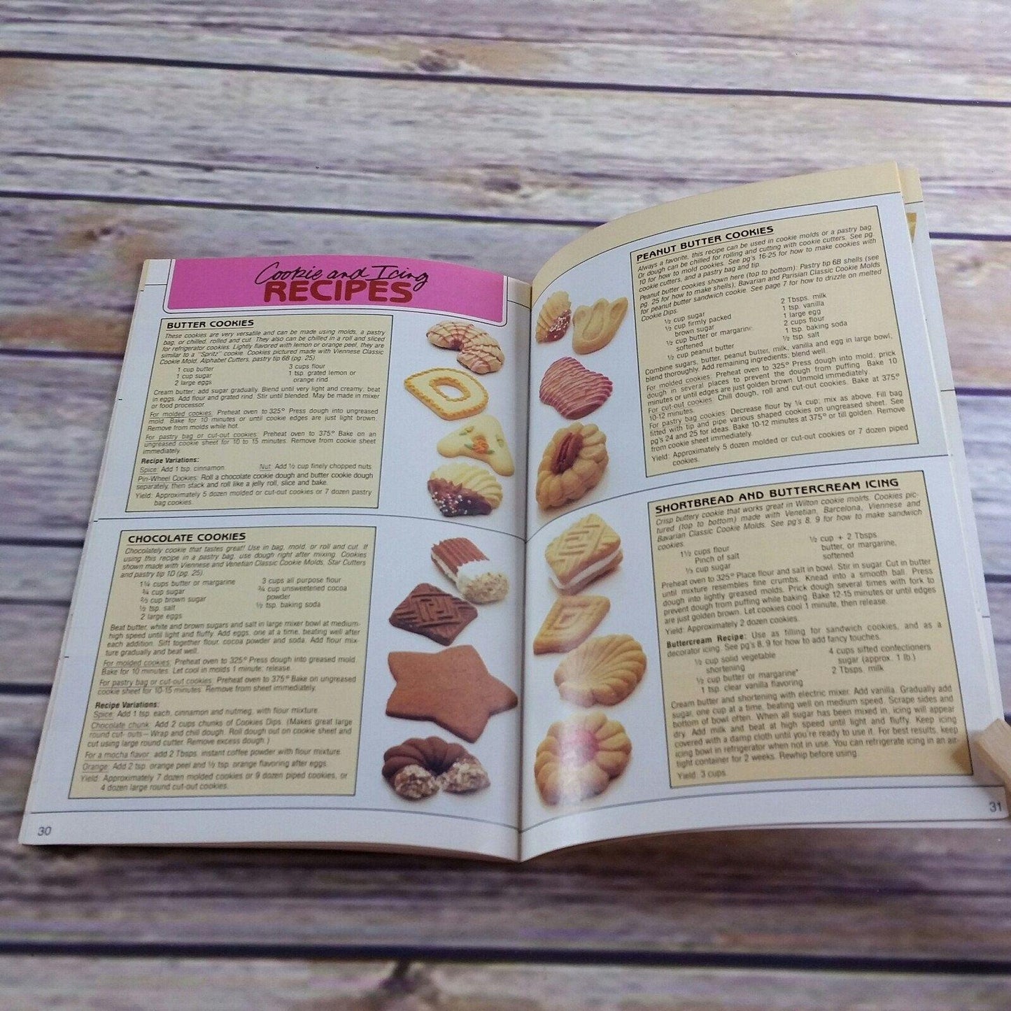 Vintage Wilton Cookbook Cookie Maker How To Make Great Tasting Fancy Cookies 1984