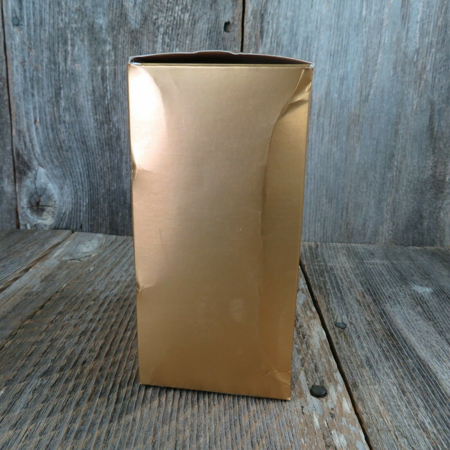 Santa Sleigh Plotting the Course Hallmark Ornament Club Exclusive St Nick 2004