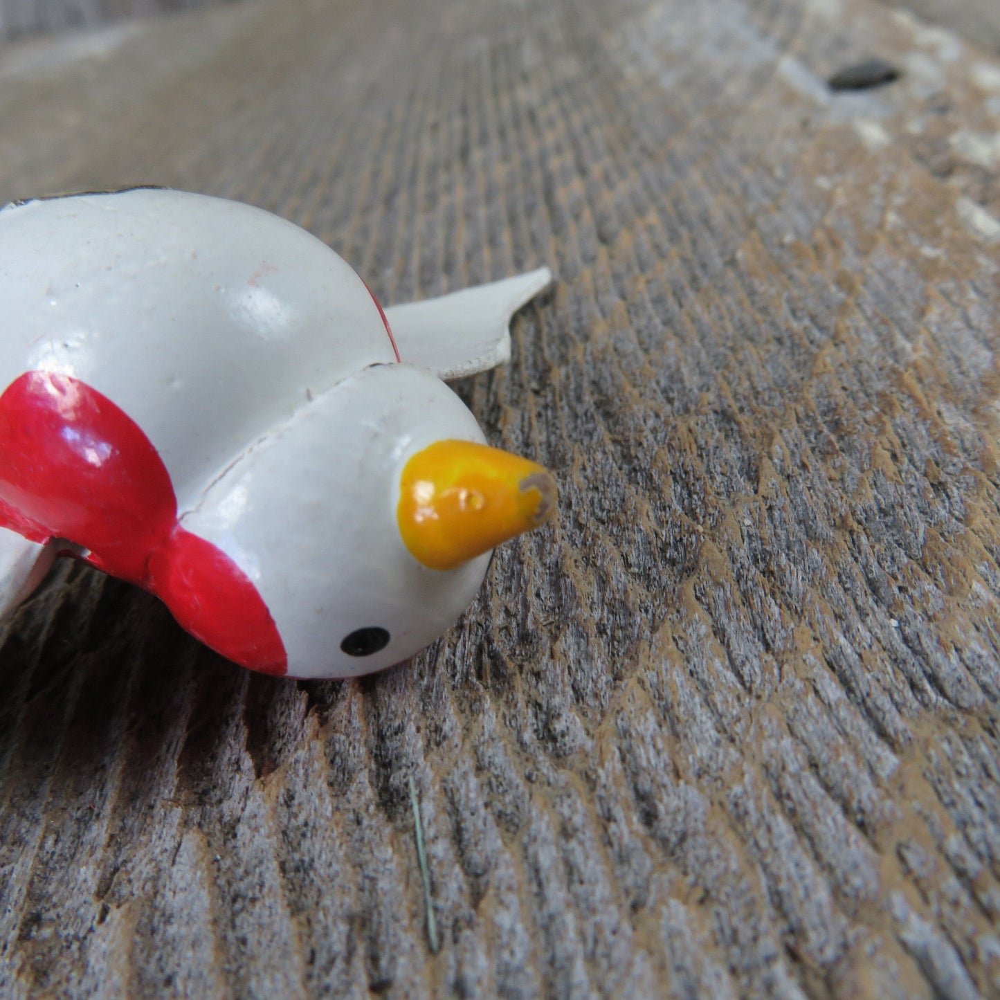 Vintage Wooden Bird Ornaments White Red Flower Pattern Wood Christmas Made in Taiwan