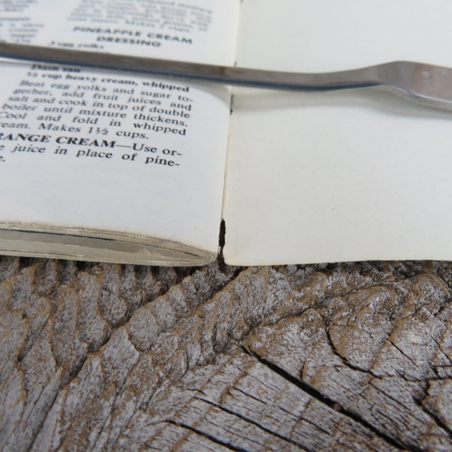 300 Delicious Salads Cookbook Culinary Arts Institute 1971 One Dish Meals Vintage Pamphlet Recipes Meat Salad Holiday Salad