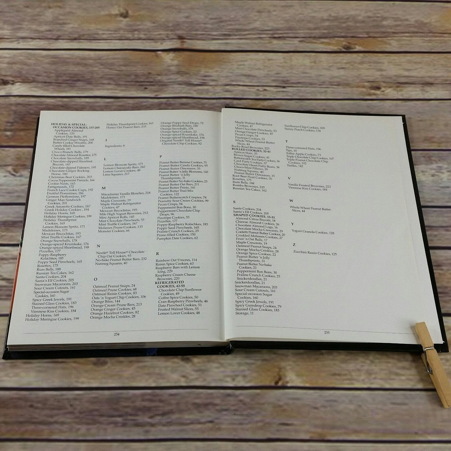 Cookies a Cookie Lovers Collection Cookbook Cookie Vintage Cook Book 1995 Recipes Hardcover