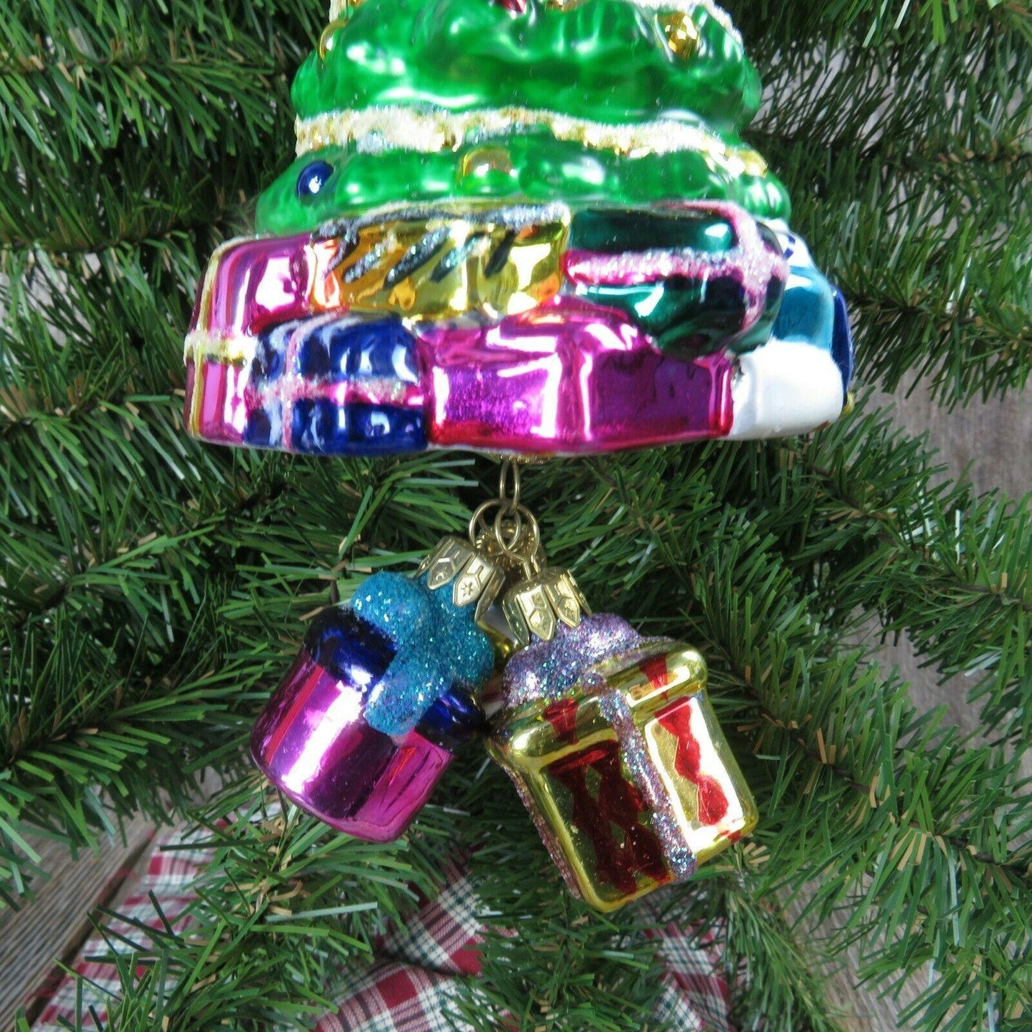 Christmas Tree Shaped Glass Ornament Green Glitter Gift Packages Attached Paint