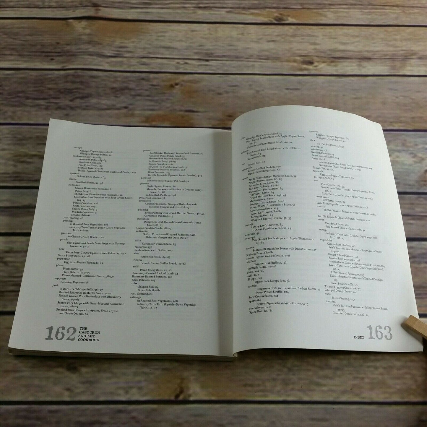 The Cast Iron Skillet Cookbook 2004 Cast Iron Recipes Kramis 2004 Paperback