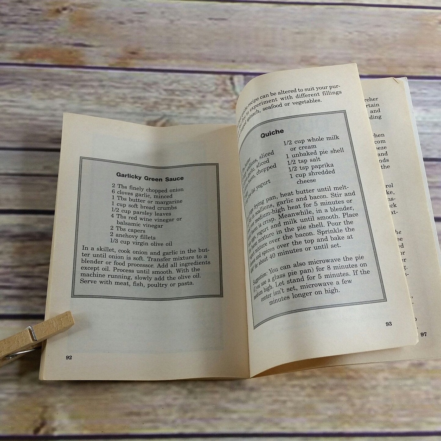 Vintage Cookbook Garlic and Vinegar Natures Healing Twins Julia Charles 2000 Paperback
