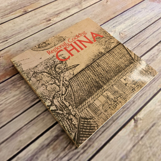 Vintage Cookbook Regional Cooking of China 1975 Paperback Margaret Gin Alfred Castle Chinese Recipes