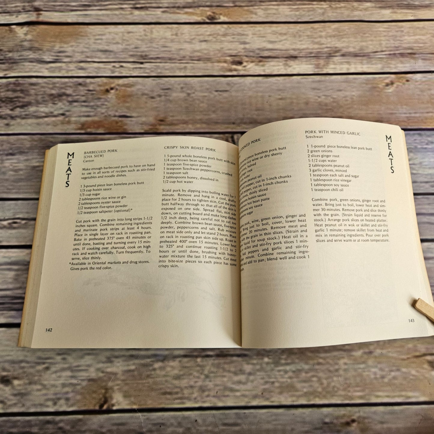 Vintage Cookbook Regional Cooking of China 1975 Paperback Margaret Gin Alfred Castle Chinese Recipes