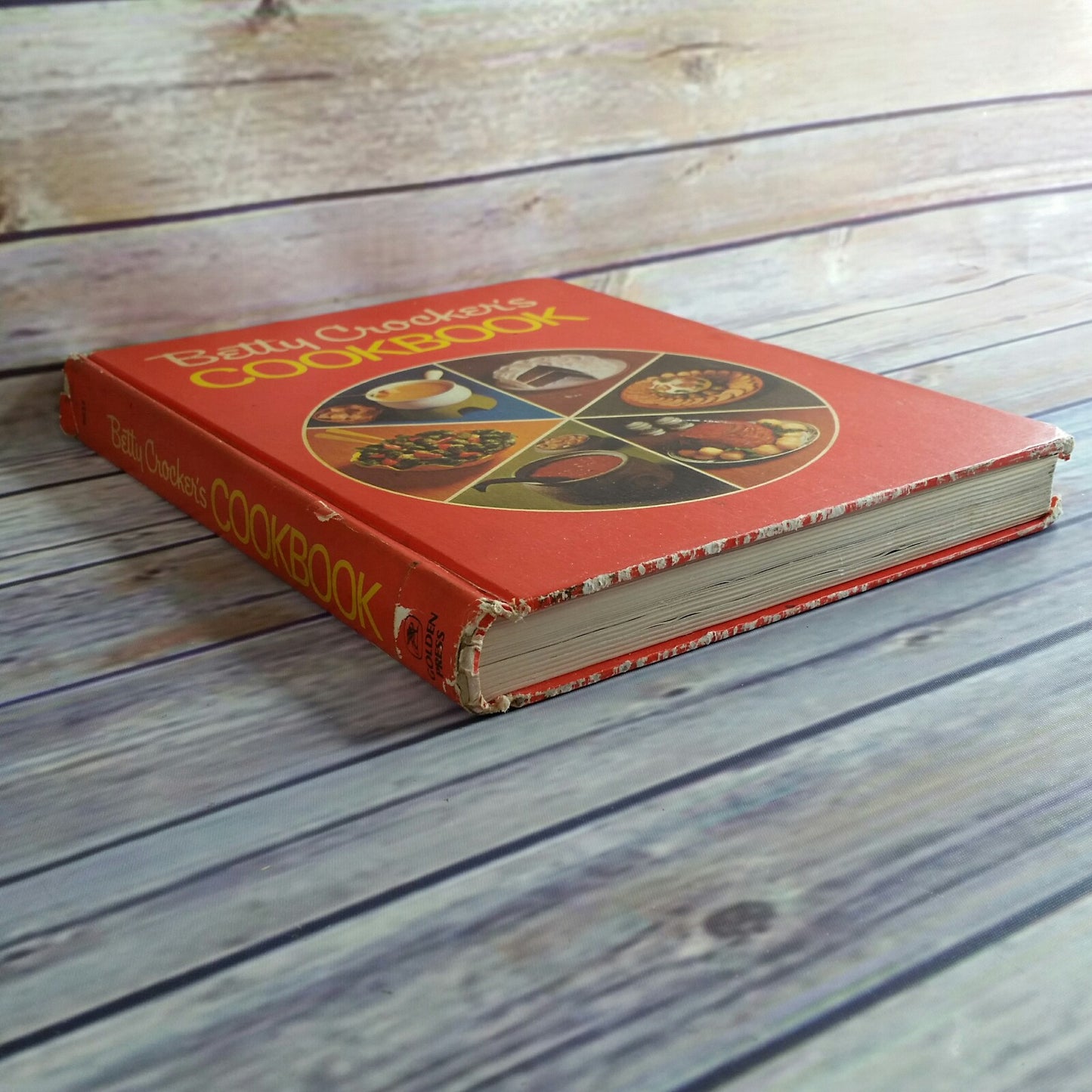 Vintage Cookbook Betty Crocker Red Pie Cover 1973 Recipes Cook Book Hardcover Golden Press