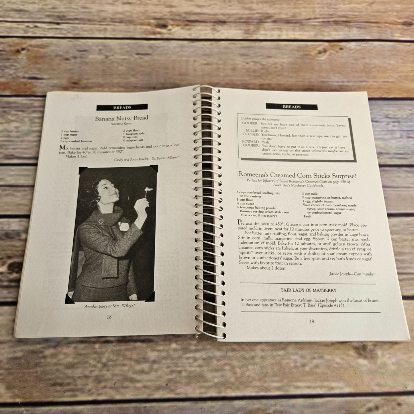 Vintage Cookbook Aunt Bee's Delightful Desserts Andy Griffith Show 1996 CASA Spiral Bound