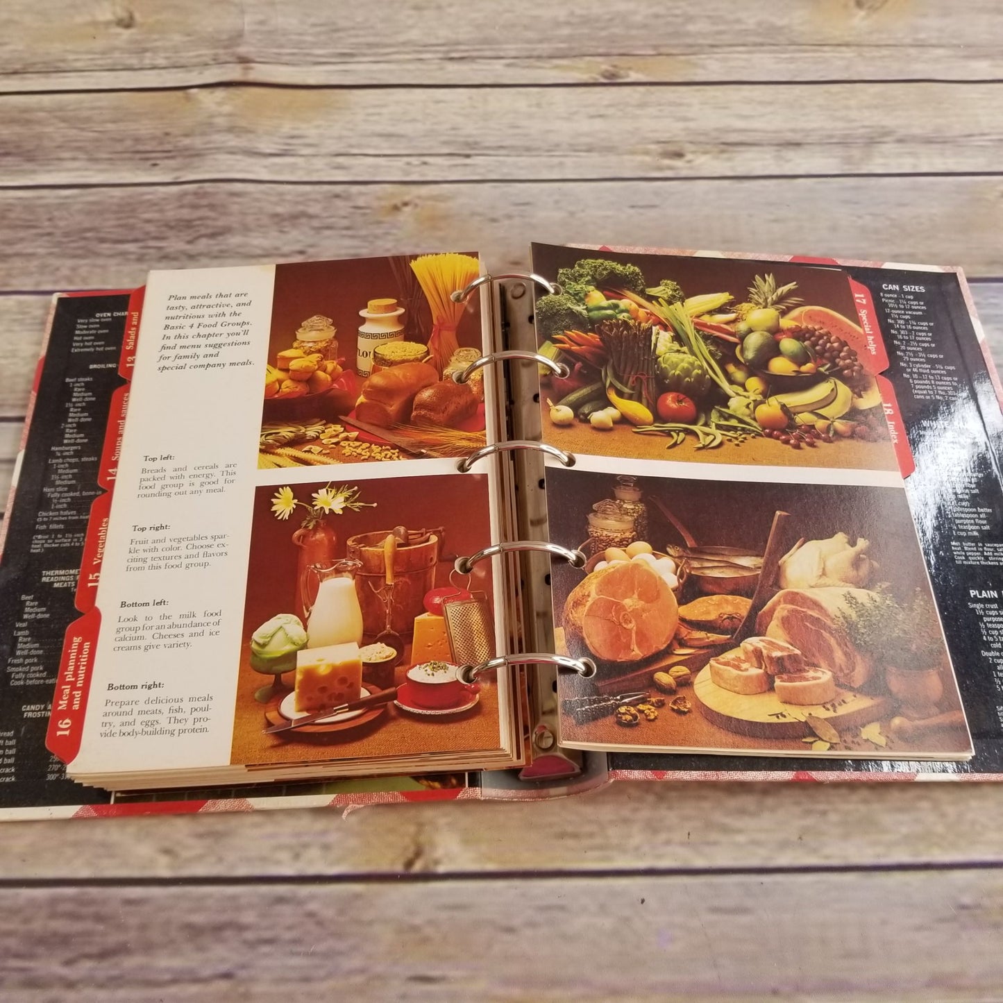 Vintage Better Homes and Gardens New Cookbook Recipes 5 Ring Binder 1977 Hardcover 1970s