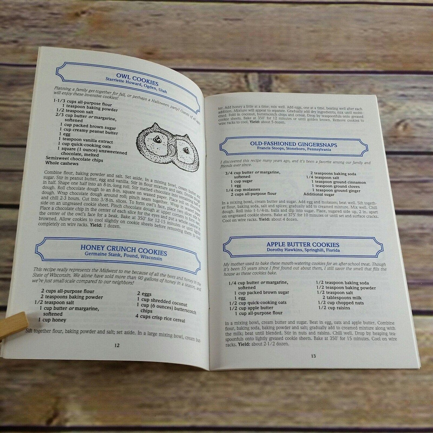 Vintage Cookbook Country Cookies Booklet Nancy Mack 1993 Reiman Pub Cookie Recipes Booklet Family Favorites Brownies Bars Holiday Quick