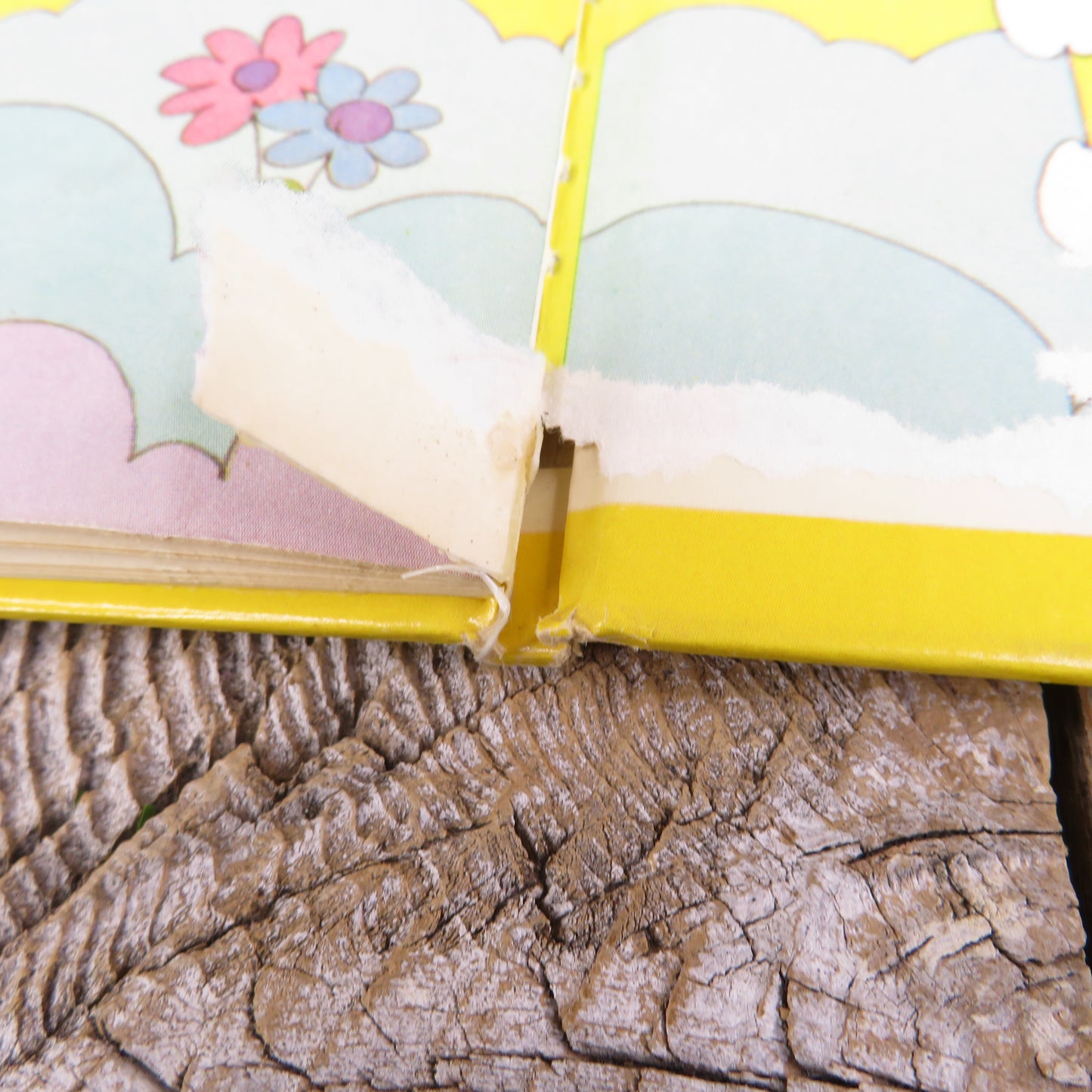 Vintage Betty Crocker Show Off Desserts Cookbook Hardcover 1970