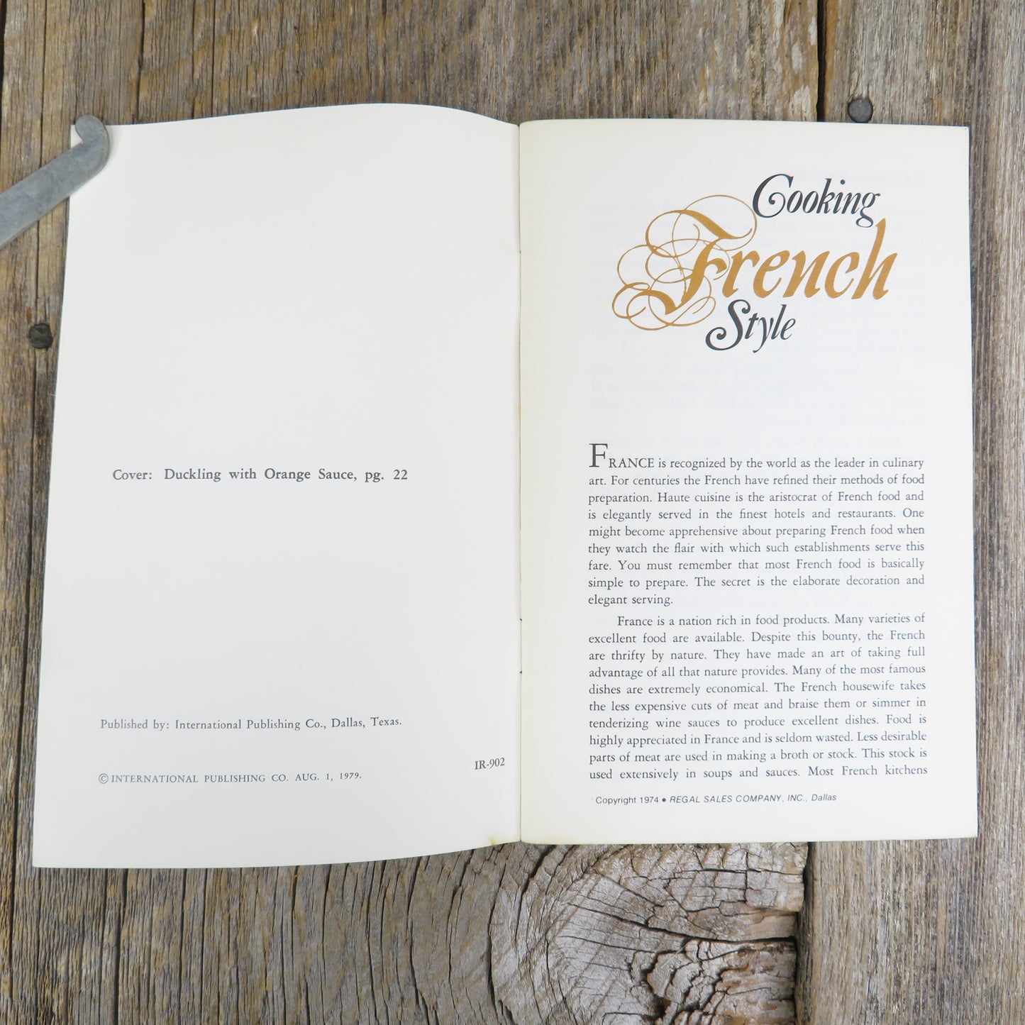 Vintage Cookbook Cooking French Style International Publishing August 1979