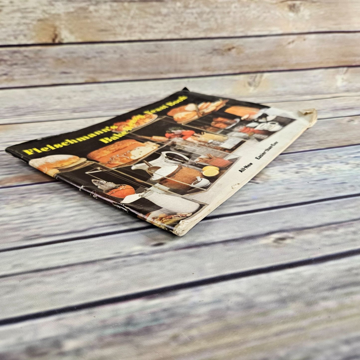 Vintage Cookbook Fleischmann Yeast Bake it Easy Recipes Booklet 1970s Breads Rolls