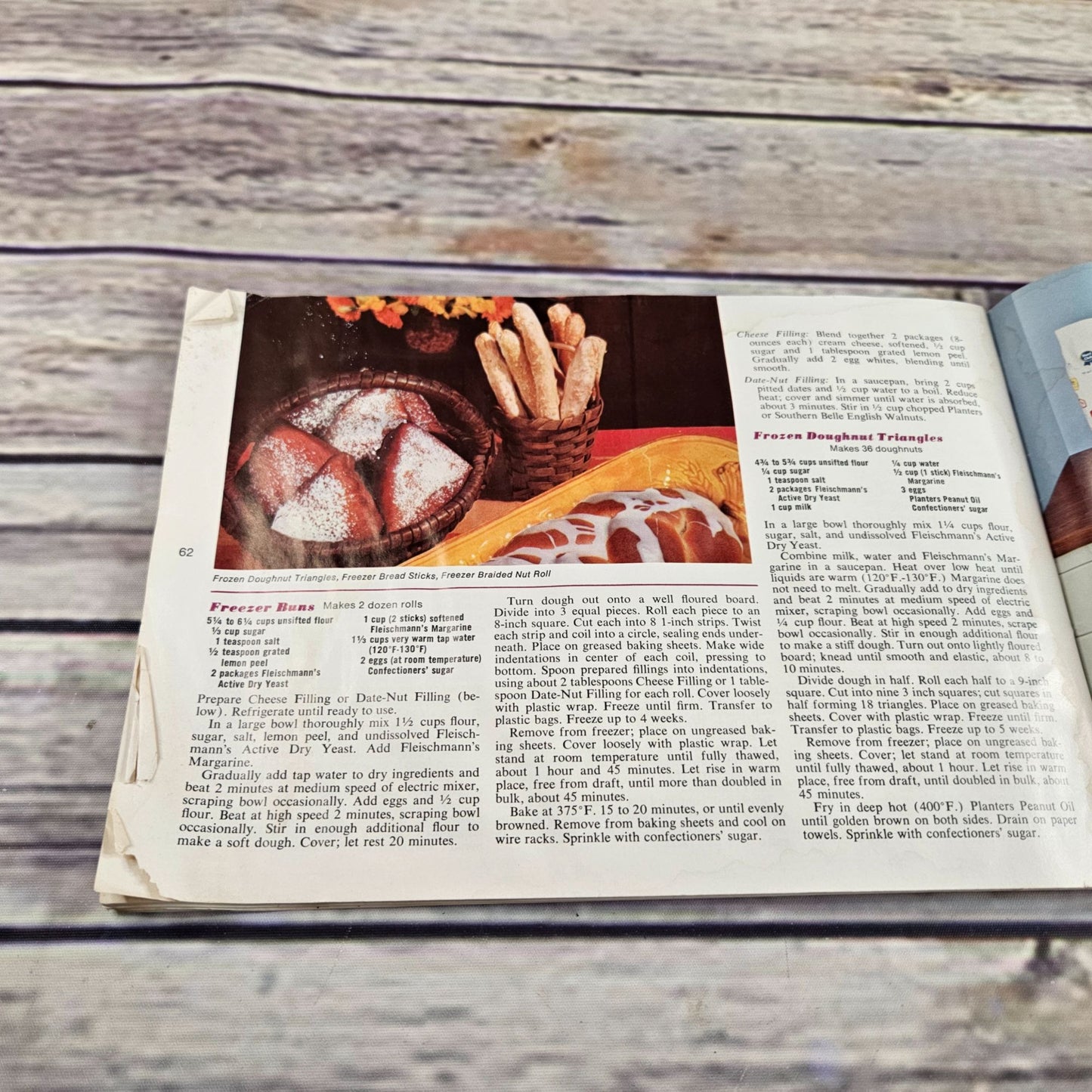 Vintage Cookbook Fleischmann Yeast Bake it Easy Recipes Booklet 1970s Breads Rolls