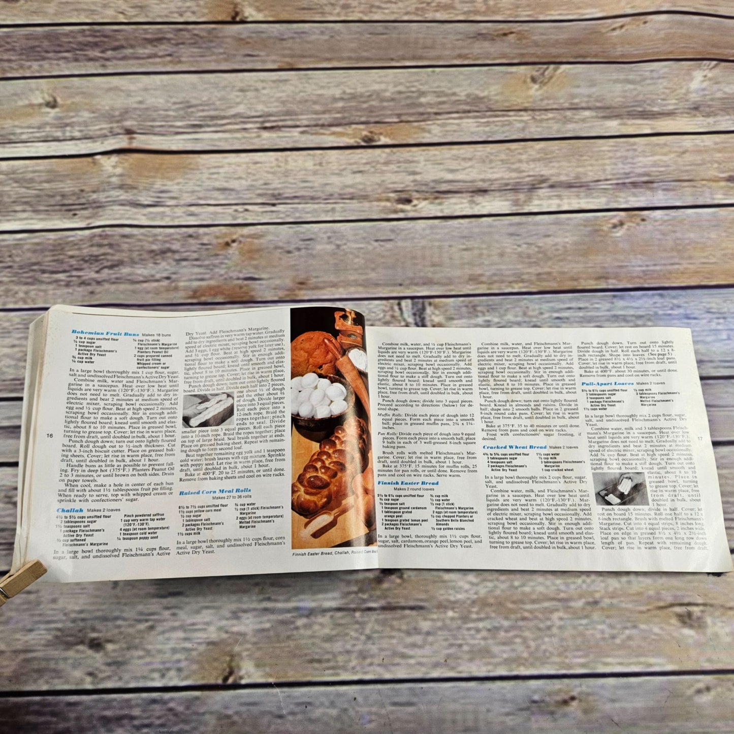 Vintage Cookbook Fleischmann Yeast Bake it Easy Recipes Booklet 1970s Breads Rolls