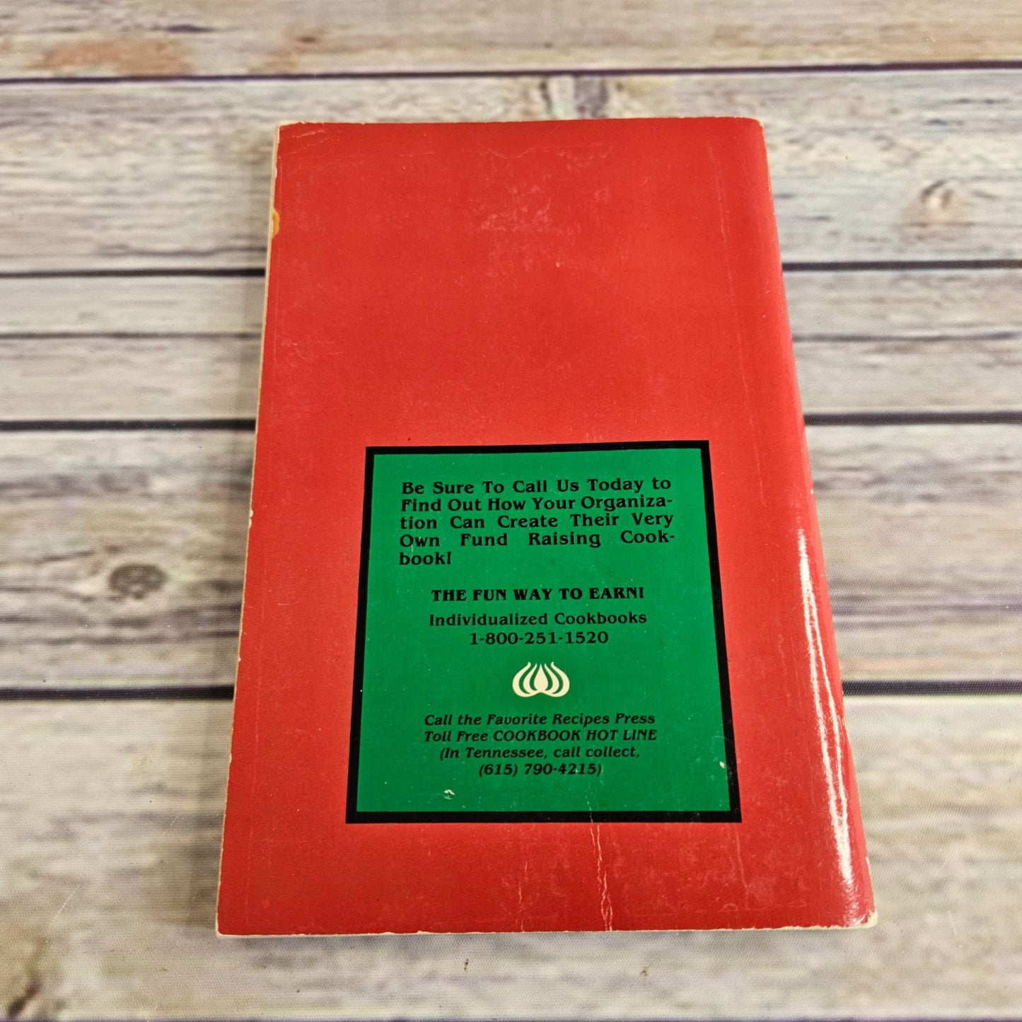 Vintage Ground Beef Cookbook 1967 Over 500 Recipes Favorite Recipes Press Paperback Booklet - At Grandma's Table