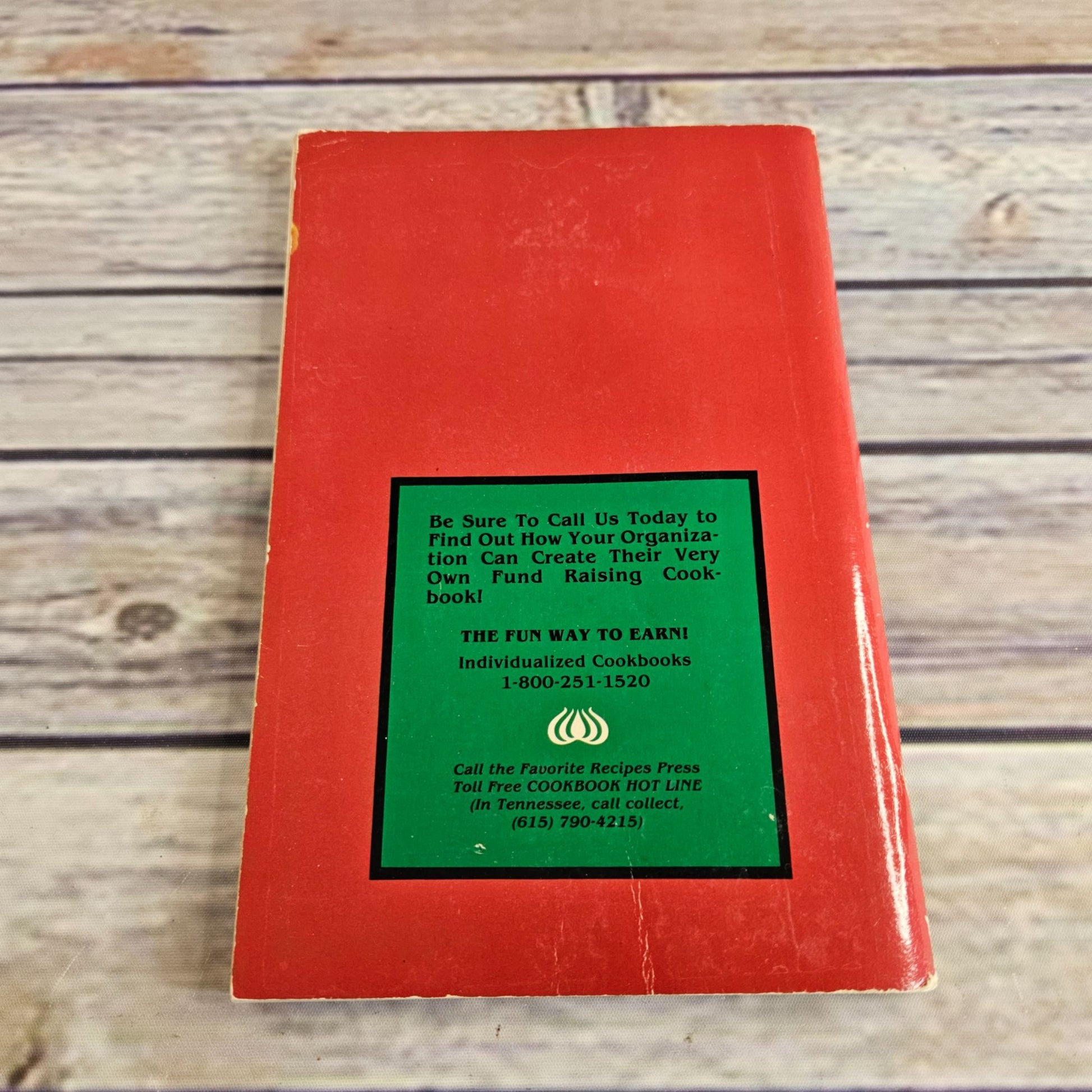 Vintage Ground Beef Cookbook 1967 Over 500 Recipes Favorite Recipes Press Paperback Booklet - At Grandma's Table