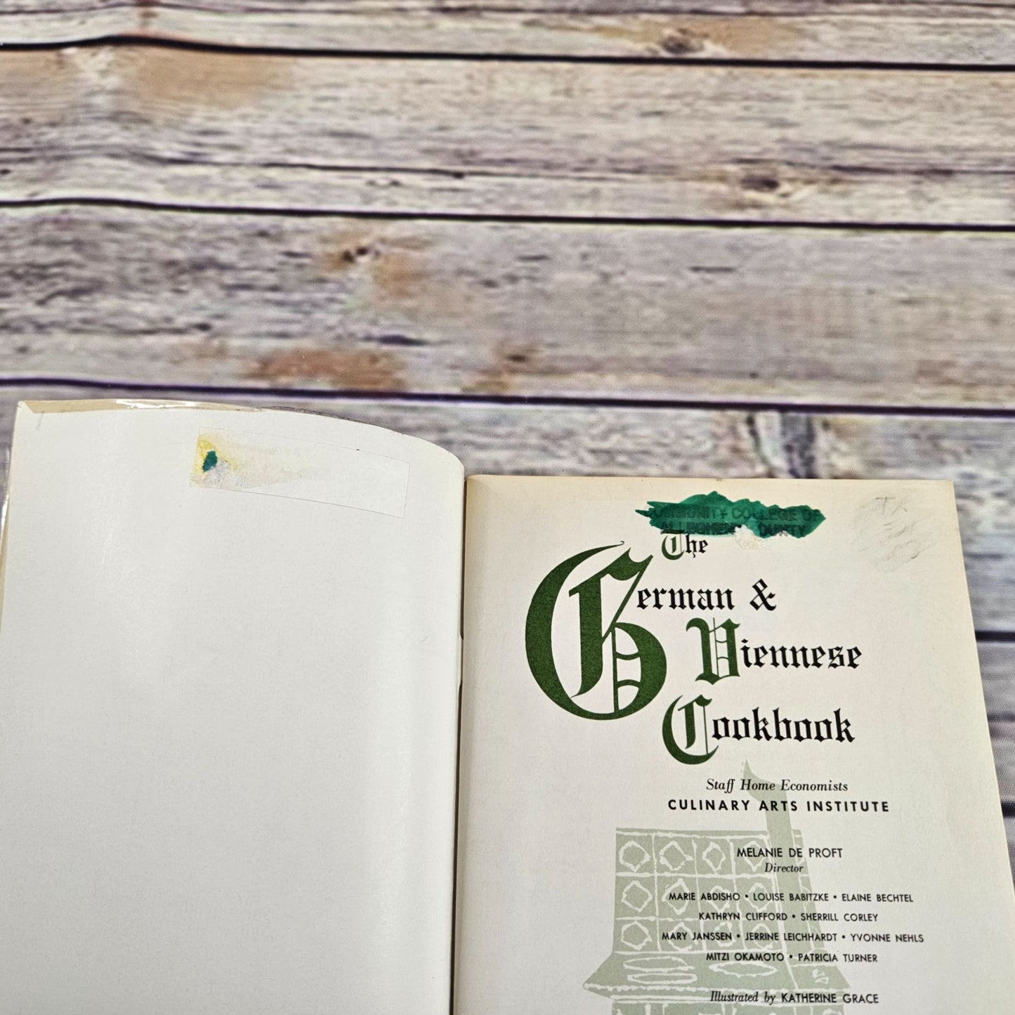 Vtg German and Viennese Cookbook Culinary Arts No 120 German and Viennese Recipes 1956 Paperback Booklet