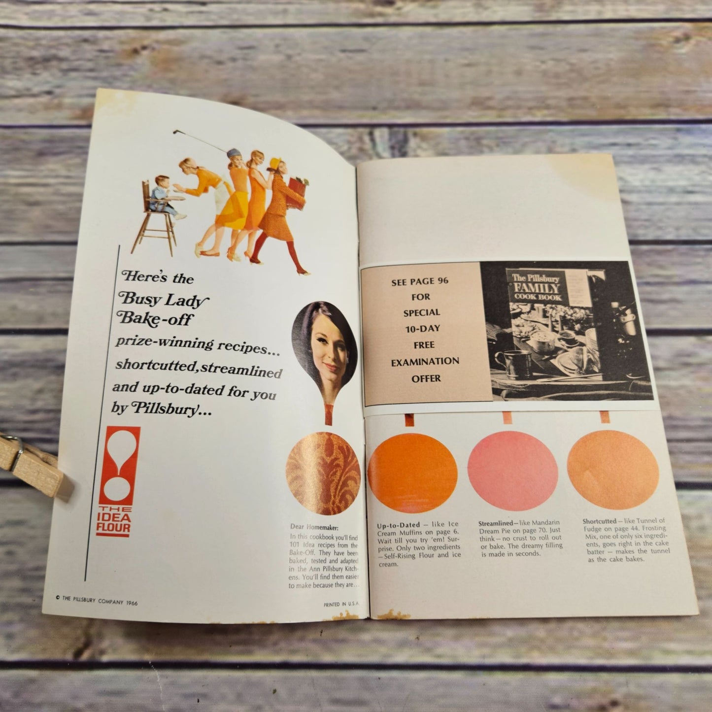 Pillsbury The Busy Lady Bake Off Cookbook 17th Annual Contest 1966 Paperback Booklet Grocery Store Vintage