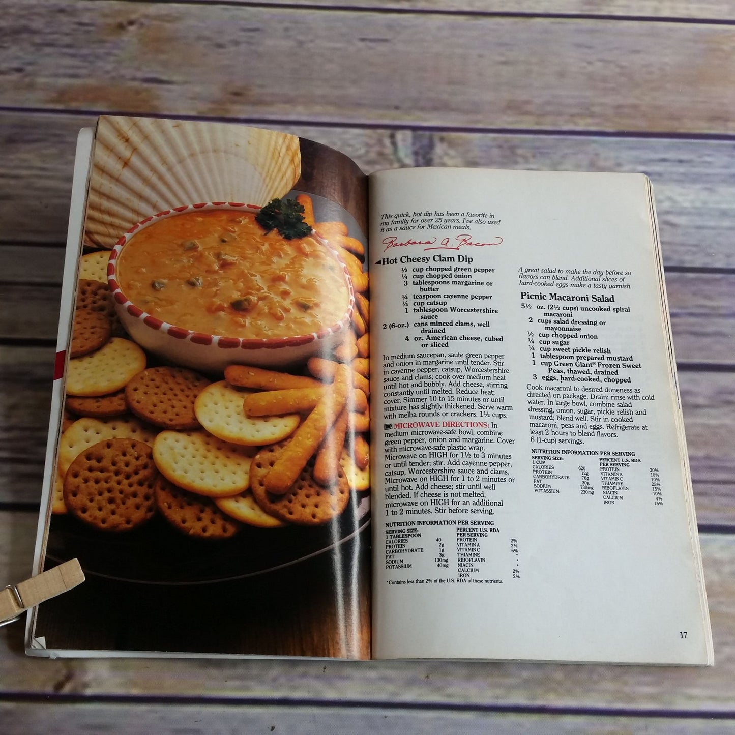 Best Recipes Volume 2 Cookbook Pillsbury Classic Favorites Pamphlet Grocery Store Booklet 1986