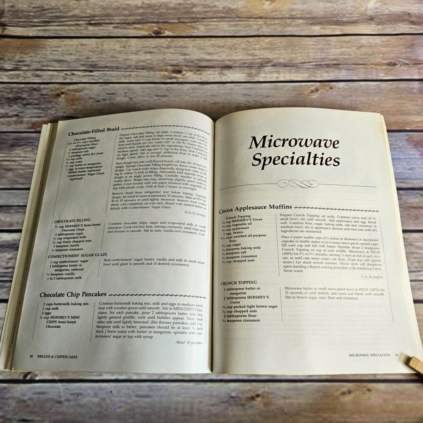 Vintage Cookbook Hersheys Chocolate Cocoa Cookbook Recipes 1989 Showstoppers Cakes Cookies Candies Paperback Book Baking