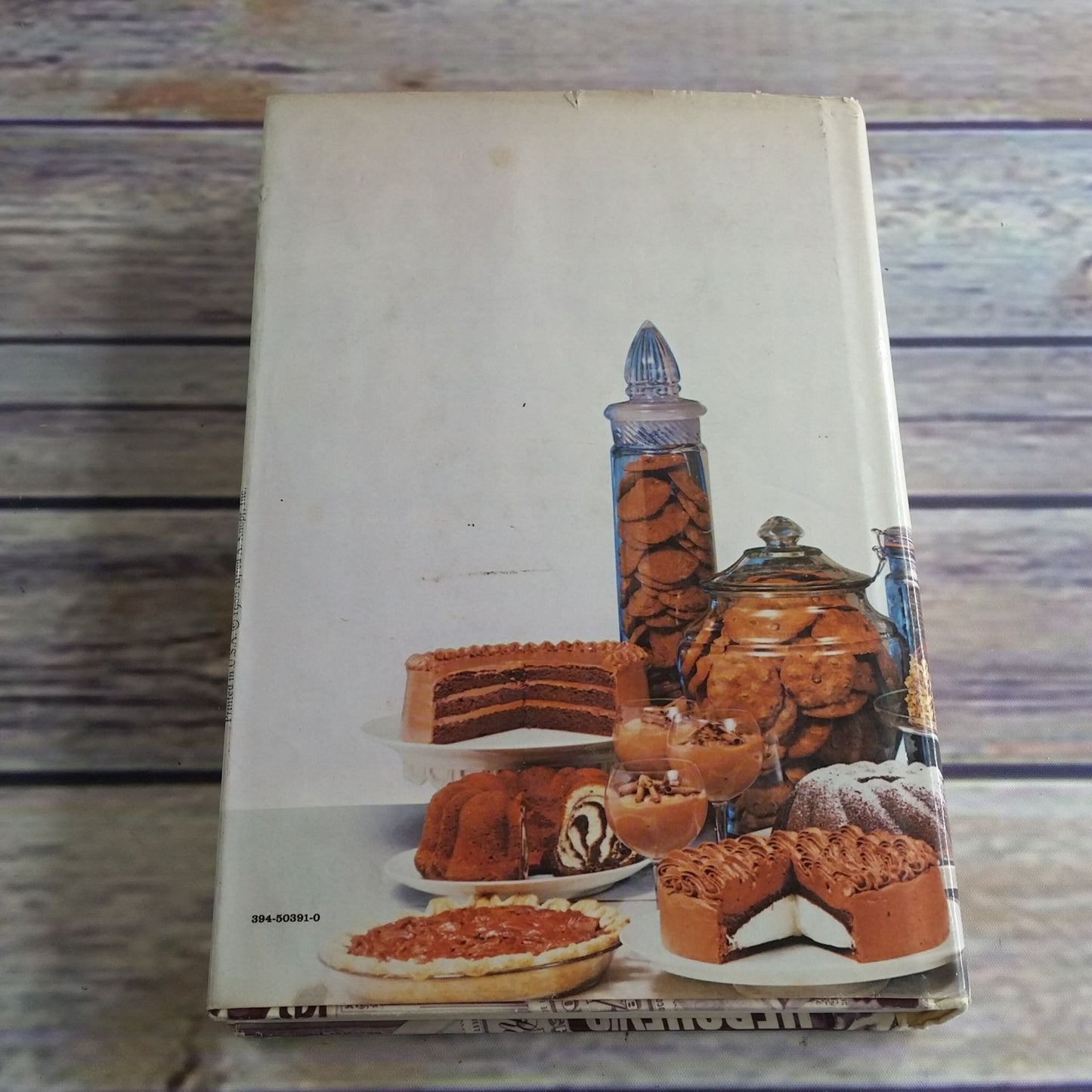 Vintage Cookbook Book of Great Chocolate Desserts Recipes Hardcover Book 1983 Maida Heaters WITH Dust Jacket