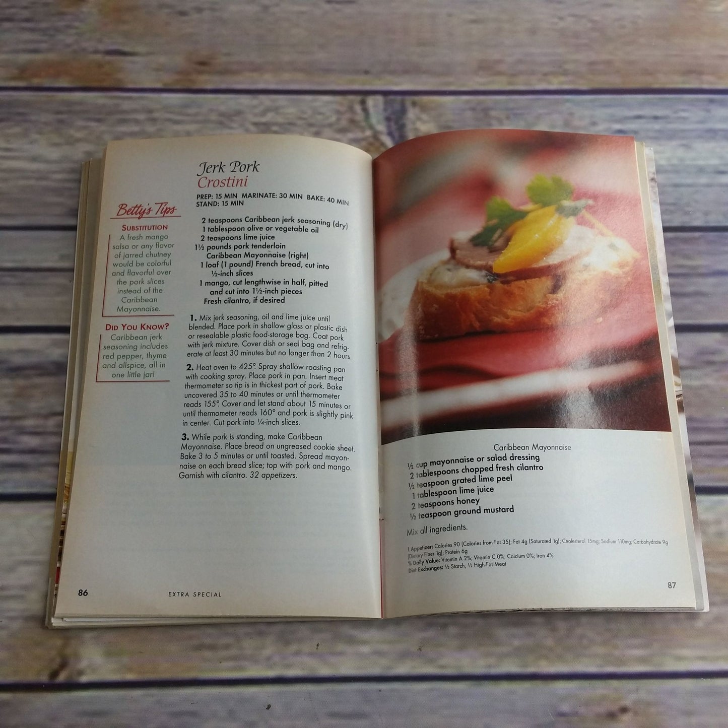 Vintage Cookbook Betty Crocker Holiday Appetizers Recipes 2001 Paperback Booklet Pamphlet