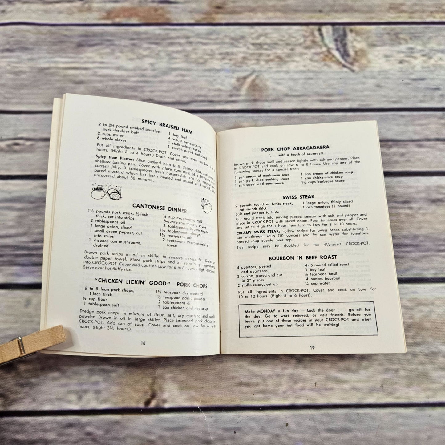 Vintage Rival Crock Pot Cookbook Owner's Manual Model Recipes Slow Cooker 3300 3100-3103 Paperback Booklet