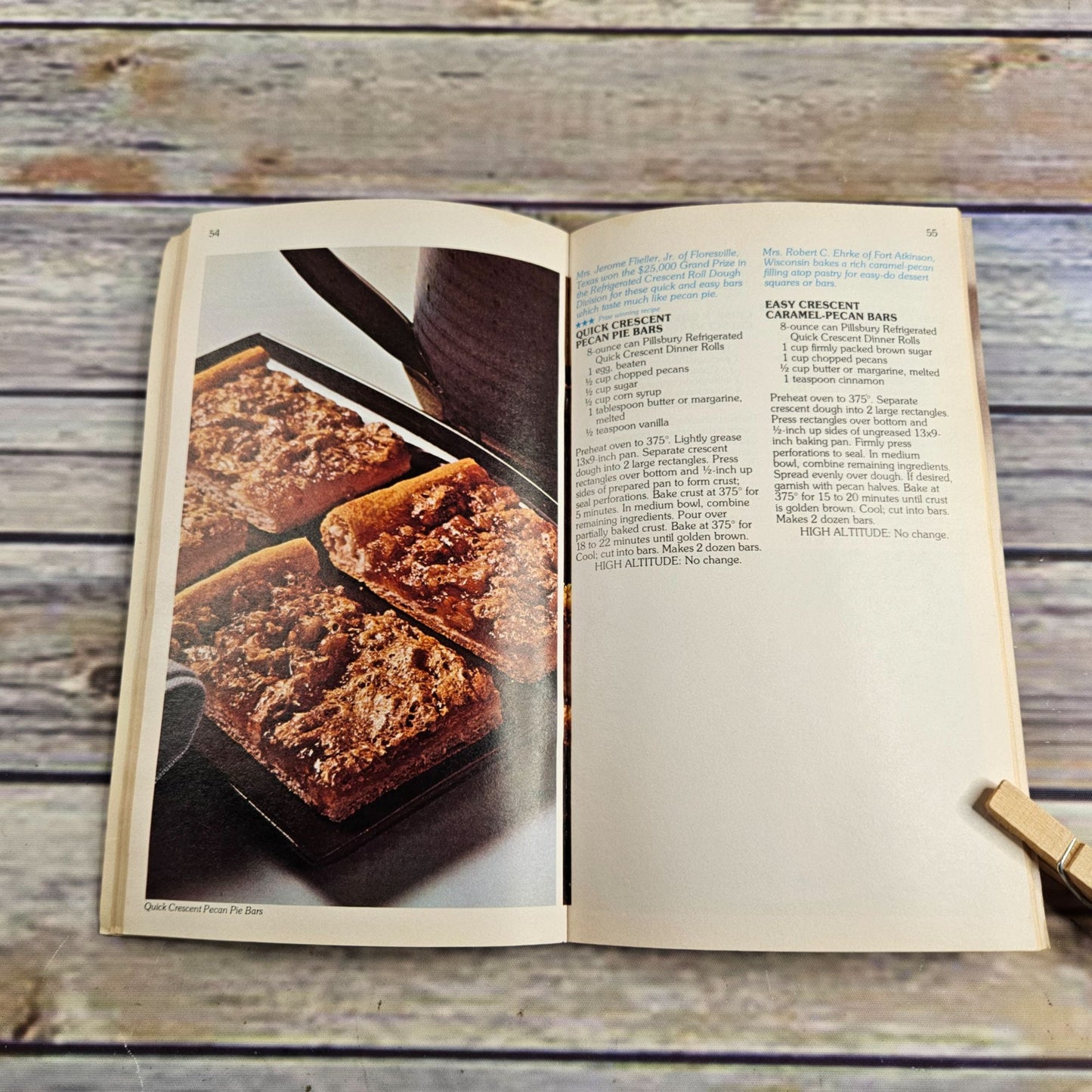 Pillsbury Bake it Easy Bake Off Cookbook 24th Annual Contest 1973 Paperback Booklet Grocery Store Vintage