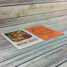Load image into Gallery viewer, Vintage Cookbook Foster Farms Promo Booklets Lot of 2 Chicken Washington Fryer - At Grandma&#39;s Table