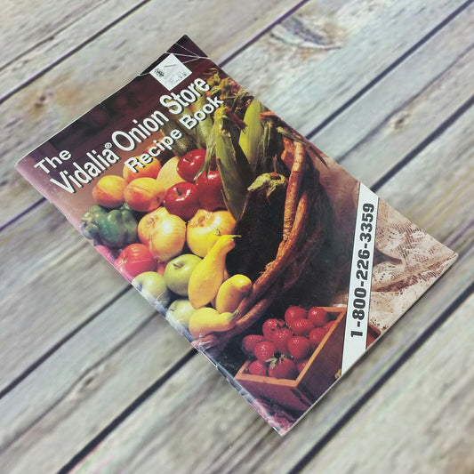 Vintage Cookbook Vidalia Onion Store Recipe Book 1994 Paperback Booklet - At Grandma's Table