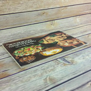 Vintage Cookbook Quaker Oats Wholegrain Recipes 1979 70s Promo Booklet Paperback - At Grandma's Table