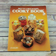Load image into Gallery viewer, Vintage Cookbook Betty Crocker Cooky Book Golden Book Cookie Recipes 1977 Paperback - At Grandma&#39;s Table
