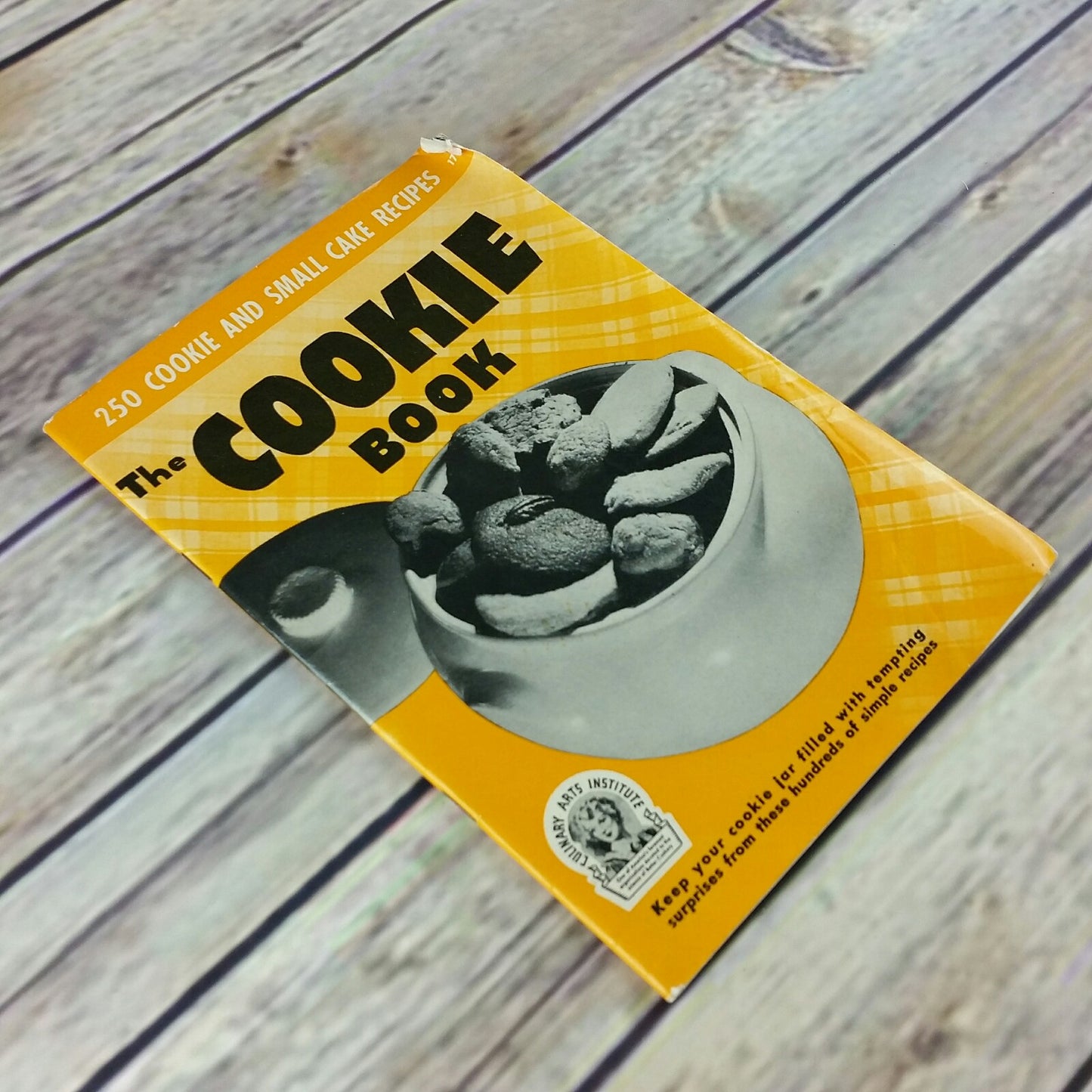 Vintage Cookbook The Cookie Book 1941 250 Recipes Culinary Arts Institute Ruth Berolzheimer Paperback - At Grandma's Table
