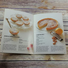 Load image into Gallery viewer, Mannagott Axa Mannagryn Cook Book Swedish Language Bra Till Grot Och Puddingar - At Grandma&#39;s Table