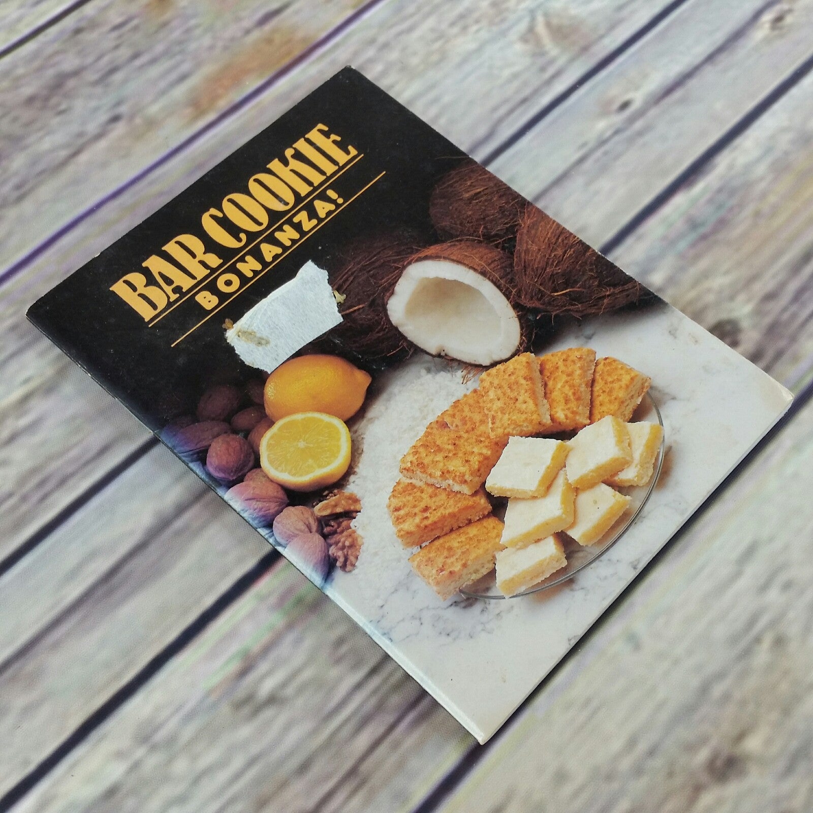 Vintage Cookies Cookbook Bar Cookie Bonanza Recipes 1991 Paperback Booklet - At Grandma's Table