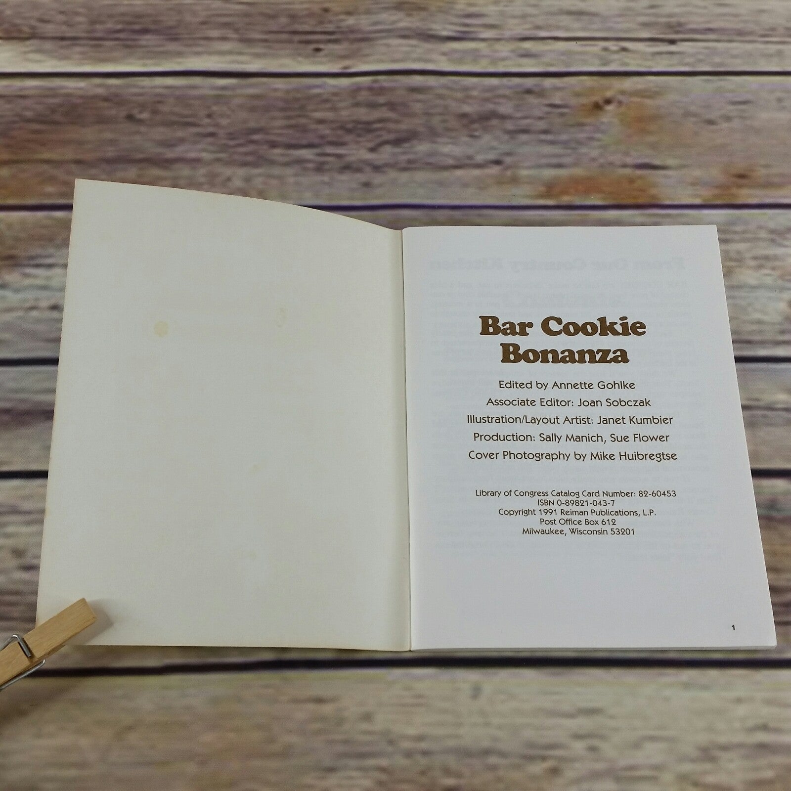 Vintage Cookies Cookbook Bar Cookie Bonanza Recipes 1991 Paperback Booklet - At Grandma's Table