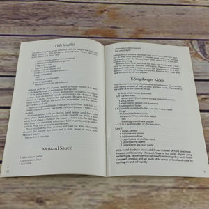 Vintage Cuisinart Cookbook Food Processor Recipes 1979 Paperback Booklet - At Grandma's Table