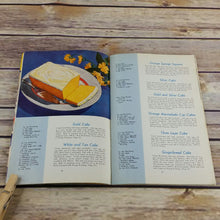 Load image into Gallery viewer, Vintage Cookbook Presto Cake Flour Recipes Presto Recipe Book for Little Girls and Their Mothers 1939 Promo Paperback - At Grandma&#39;s Table